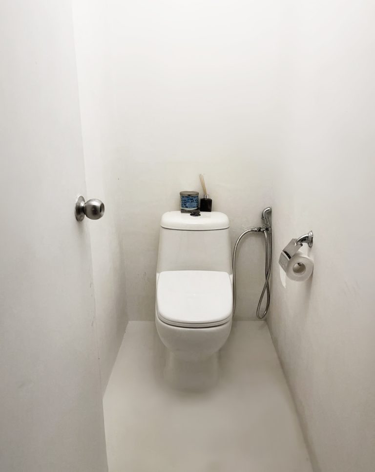 microcement bathroom