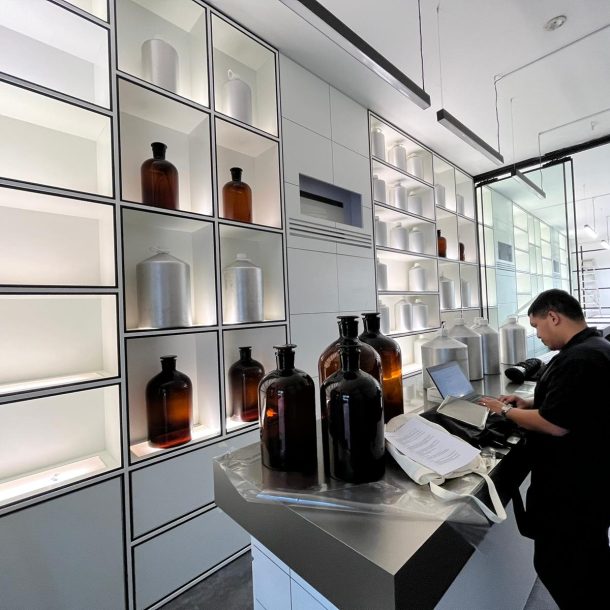 Oo La Lab Commercial Interior Retail Shop Perfume