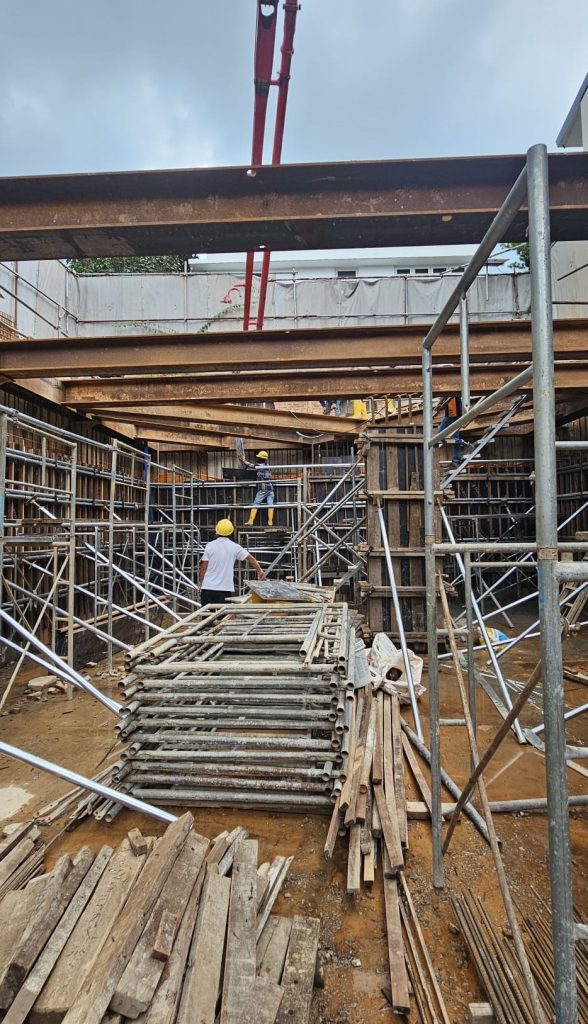 pemimpin place concrete casting landed property renovation process